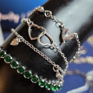 Elegant Silver and Green Heart Bracelet 4pc Set 599
